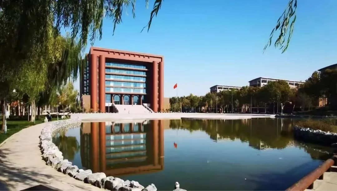 河北大学.jpg